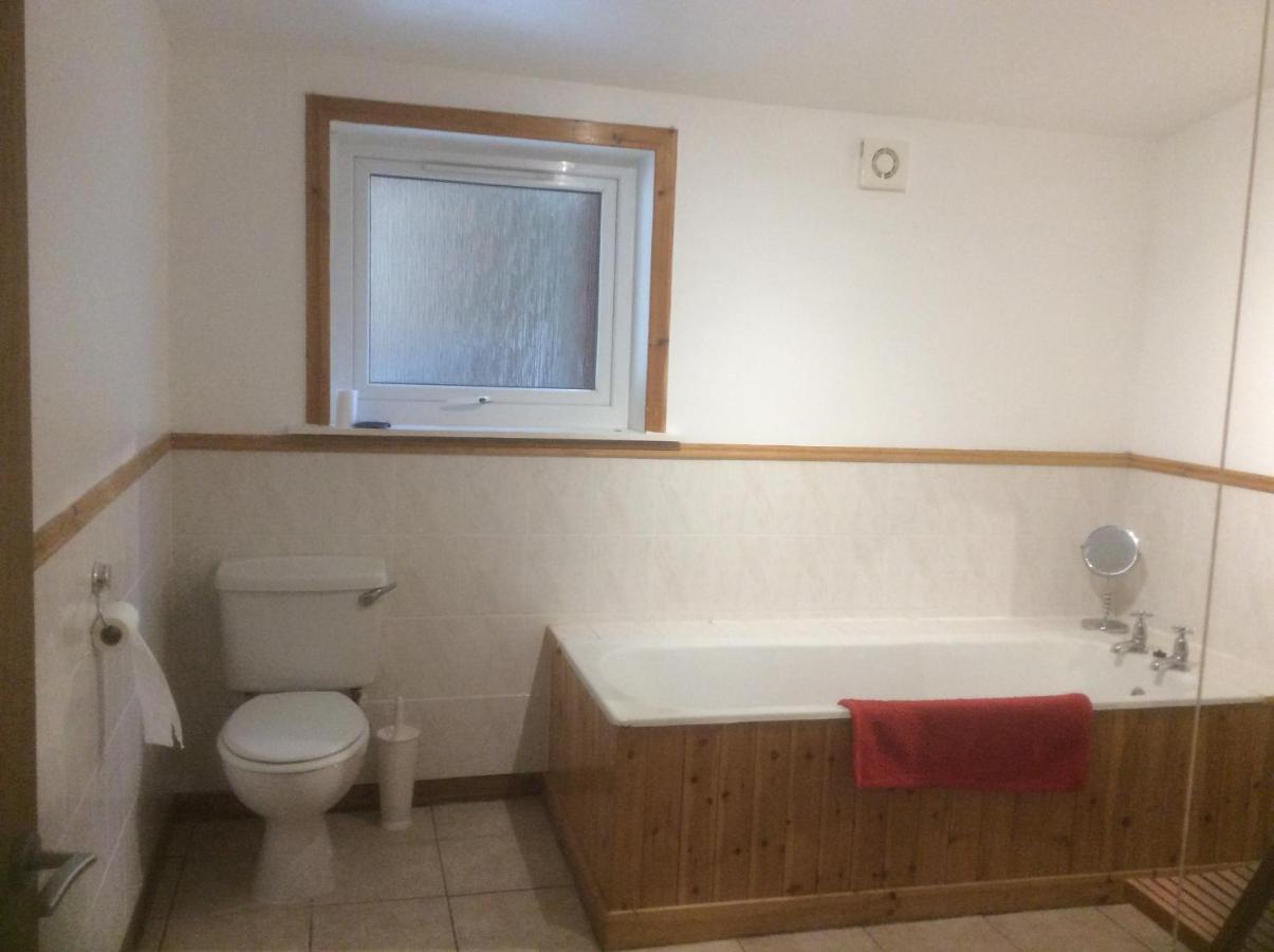 וויק Lower Thura House מראה חיצוני תמונה